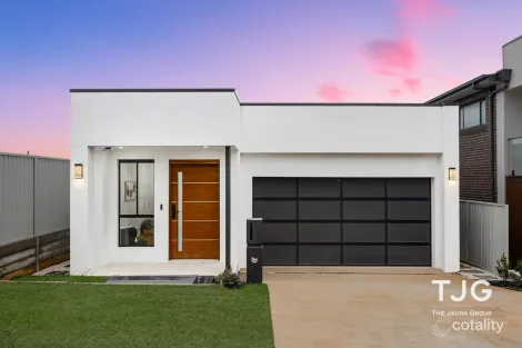 18 Sculptor St, Box Hill, NSW 2765