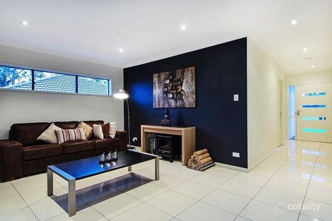 Property photo of 3 Hawkden Close Doolandella QLD 4077