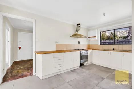 Property photo of 5 Aquanita Crescent Keilor Downs VIC 3038