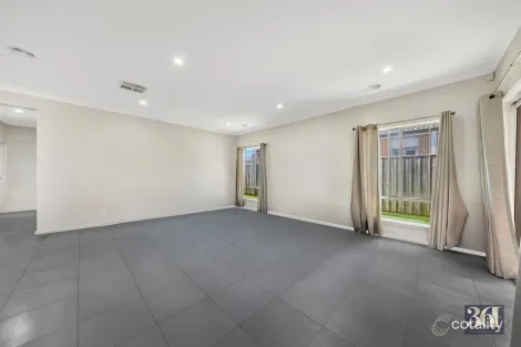 Property photo of 6 Bow Place Thornhill Park VIC 3335