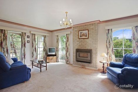 Property photo of 20 Scarborough Drive Heidelberg VIC 3084