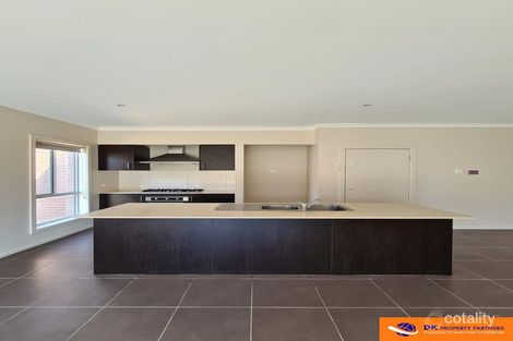 Property photo of 12 Tavor Street Tarneit VIC 3029