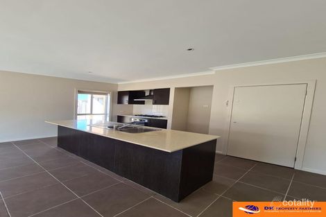 Property photo of 12 Tavor Street Tarneit VIC 3029