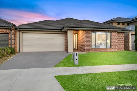Property photo of 3 Souvenir Street Truganina VIC 3029