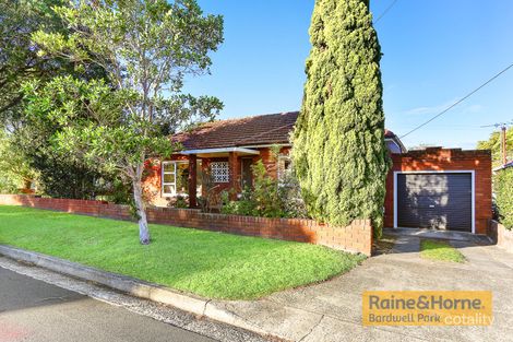 5 Warwick Cres, Canterbury, NSW 2193