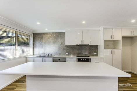 Property photo of 14A-A Woodbine Close Lisarow NSW 2250