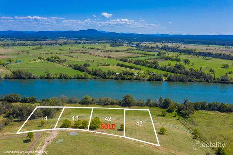 5 Riviera Pl, Sancrox, NSW 2446