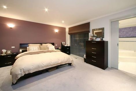 Property photo of 11 Comfort Close Rowville VIC 3178