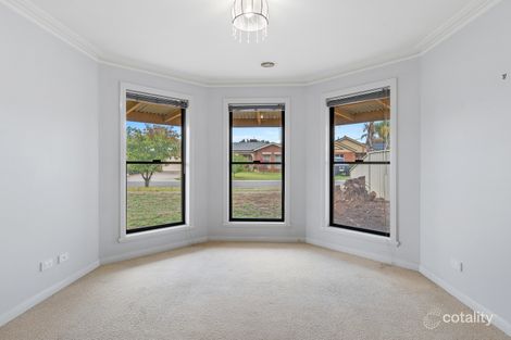 Property photo of 10 Cassandra Crescent Epsom VIC 3551