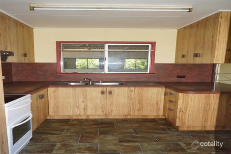 Property photo of 25 Brooks Road Sarina QLD 4737