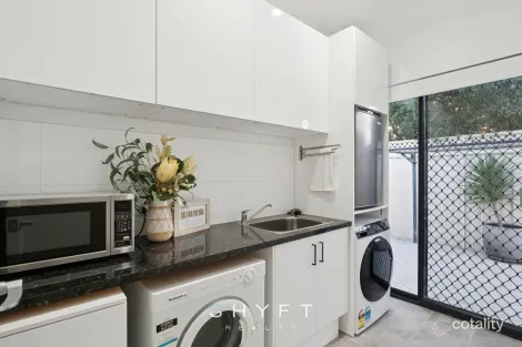 Property photo of 41 Mattingleys Approach Burns Beach WA 6028