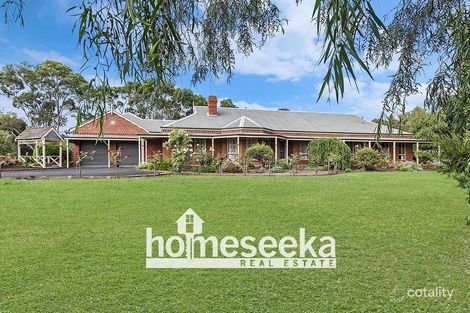 2 Rodger Pl, Bushfield, VIC 3281