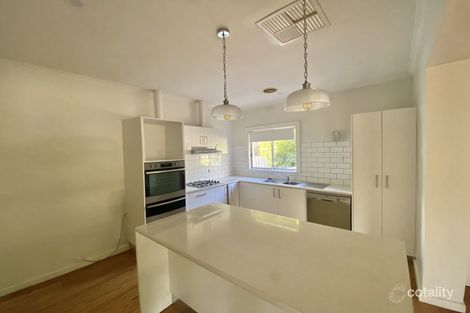 Property photo of 17 Ryan Avenue Wangaratta VIC 3677