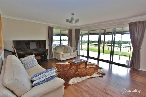 Property photo of 5 Crows Ash Crescent Kingaroy QLD 4610