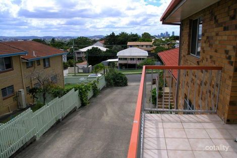 Property photo of 2/73 Douglas Street Greenslopes QLD 4120