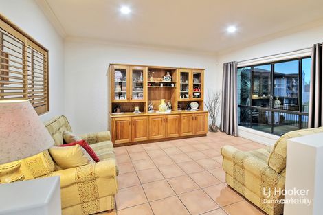 Property photo of 24 Finke Close Parkinson QLD 4115