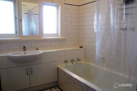 Property photo of 393 Hawthorn Road Caulfield South VIC 3162