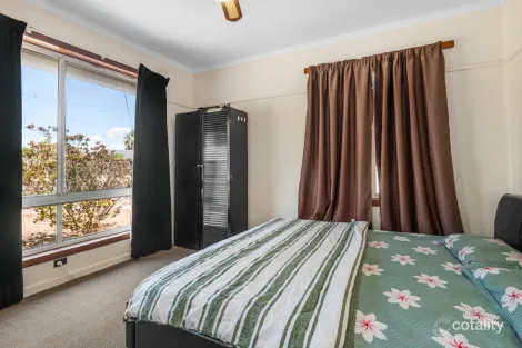 Property photo of 18 Fronsac Avenue Corio VIC 3214