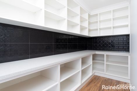 Property photo of 82 Paradise Drive Gobbagombalin NSW 2650