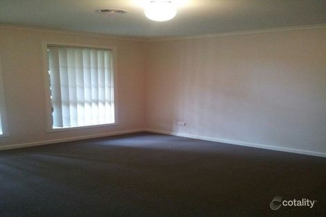 Property photo of 20 Wyperfeld Circuit Caroline Springs VIC 3023
