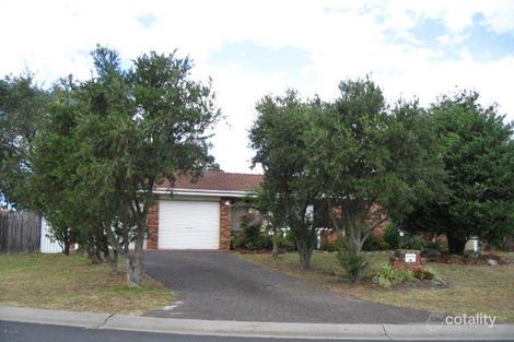 14 Tarra Cres, Oak Flats, NSW 2529