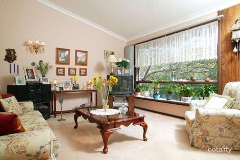Property photo of 18 Derna Crescent Allambie Heights NSW 2100