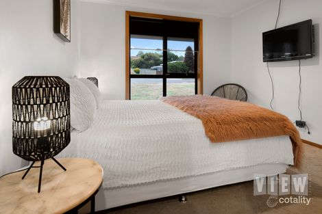 Property photo of 16 Berkeley Court Miandetta TAS 7310