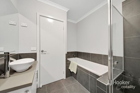 10/64 Escapade Bvd, Craigieburn, VIC 3064