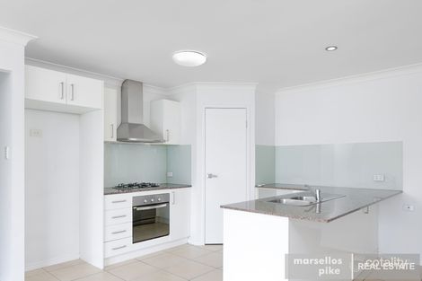 Property photo of 28 Bluejay Circuit Morayfield QLD 4506