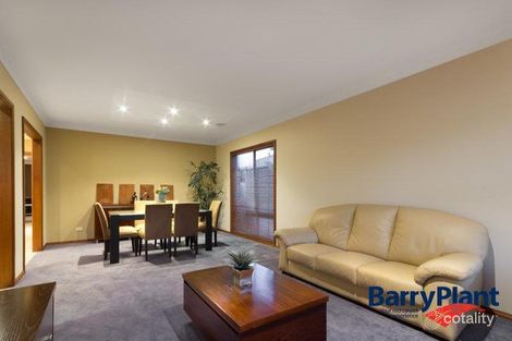 Property photo of 20 Marsh Grove Berwick VIC 3806