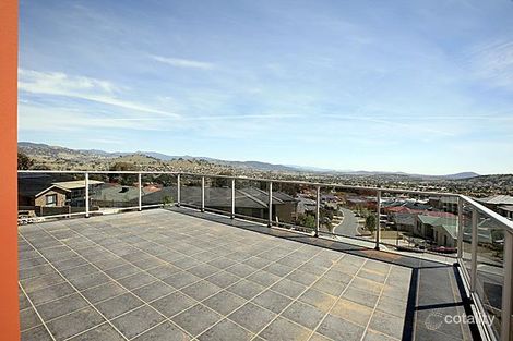 Property photo of 21 Alison Ashby Crescent Banks ACT 2906