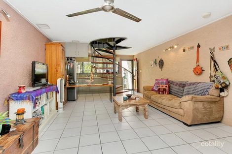2/34 Mimosa St, Holloways Beach, QLD 4878