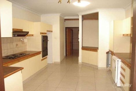 Property photo of 4 Shiel Place St Andrews NSW 2566