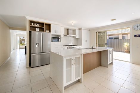 Property photo of 5 Toolibin Street Manor Lakes VIC 3024
