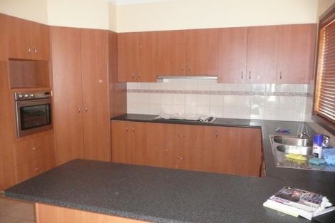 Property photo of 113 Thames Boulevard Werribee VIC 3030