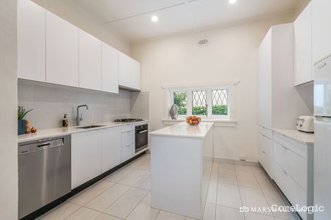 Property photo of 11 Madden Grove Kew VIC 3101