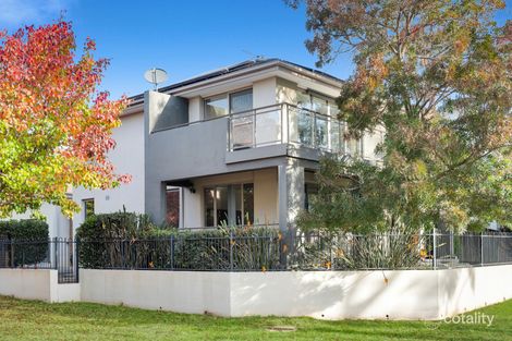 2 Fairchild Rd, Campbelltown, NSW 2560