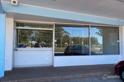 1/58 Lakeside Dr, Kanahooka, NSW 2530