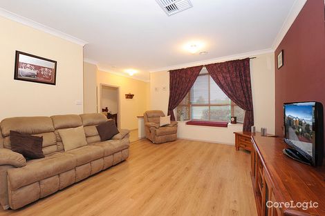 Property photo of 29 Dolphin Crescent Point Cook VIC 3030