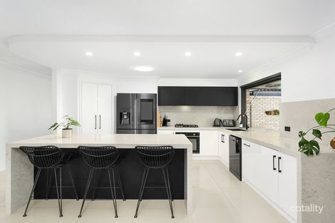 Property photo of 17 Bidwill Court Elanora QLD 4221