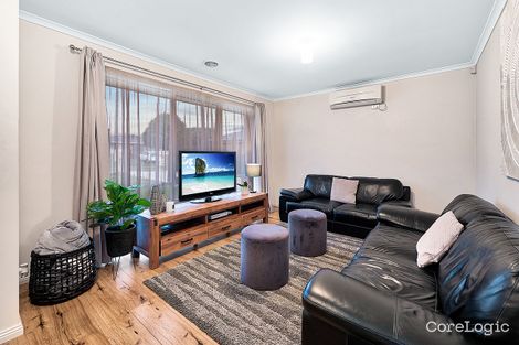 Property photo of 22 Denham Crescent Cranbourne North VIC 3977