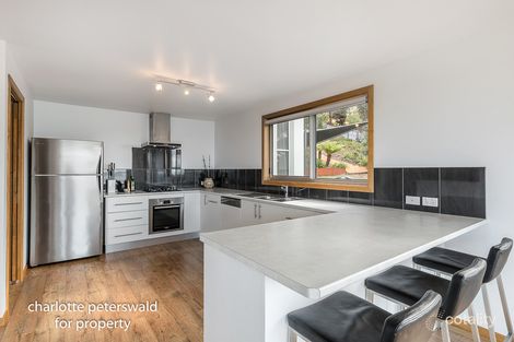 Property photo of 50 Kunama Close Kingston Beach TAS 7050