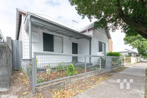 73 Cleary St, Hamilton, NSW 2303