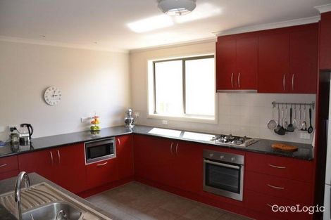 Property photo of 13 Murilla Crescent Wangaratta VIC 3677