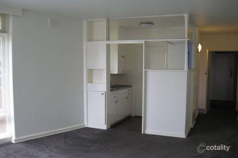 Property photo of 2/21 Bruce Street Toorak VIC 3142