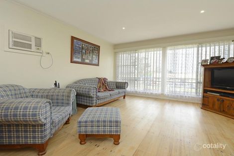 Property photo of 52 Excelsior Drive Frankston North VIC 3200
