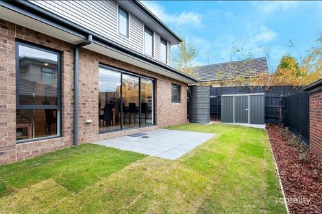 2/4 Braeside Ave, Ringwood East, VIC 3135