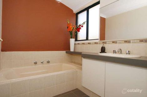Property photo of 28 Spinifex Way Canning Vale WA 6155