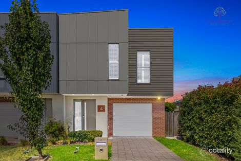 4 Crombie Lane, Point Cook, VIC 3030