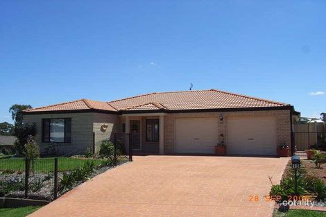 19 Dyson Dr, Darling Heights, QLD 4350